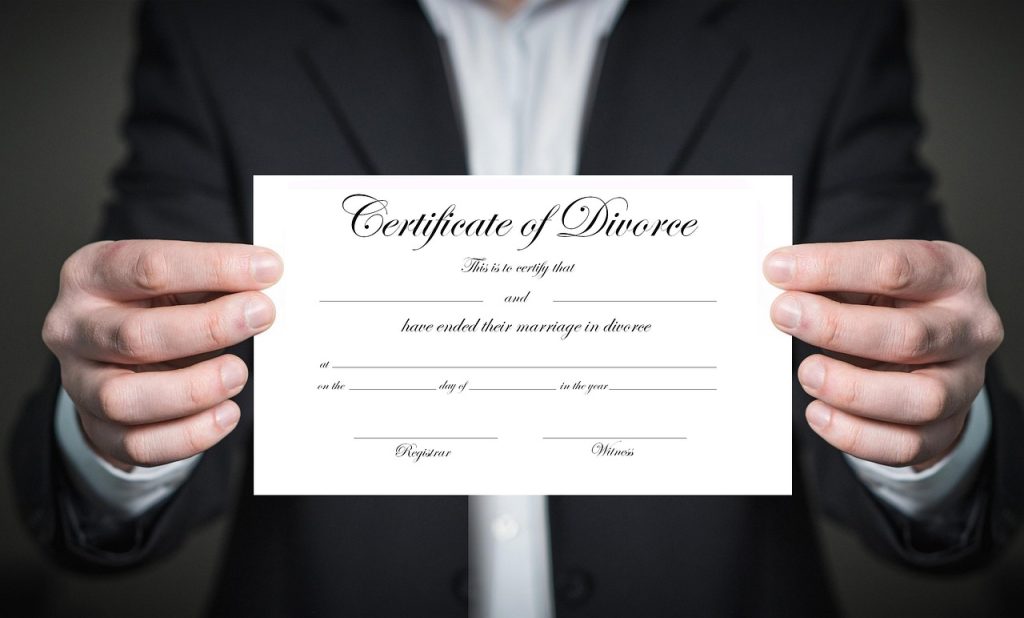 Divorce Certificate Translation Services